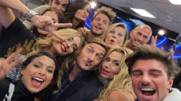 Grande Fratello Vip, i concorrenti famosi nella Casa con Francesco Totti - Foto: Instagram